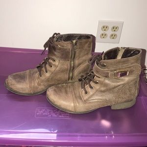 steve madden brown boots